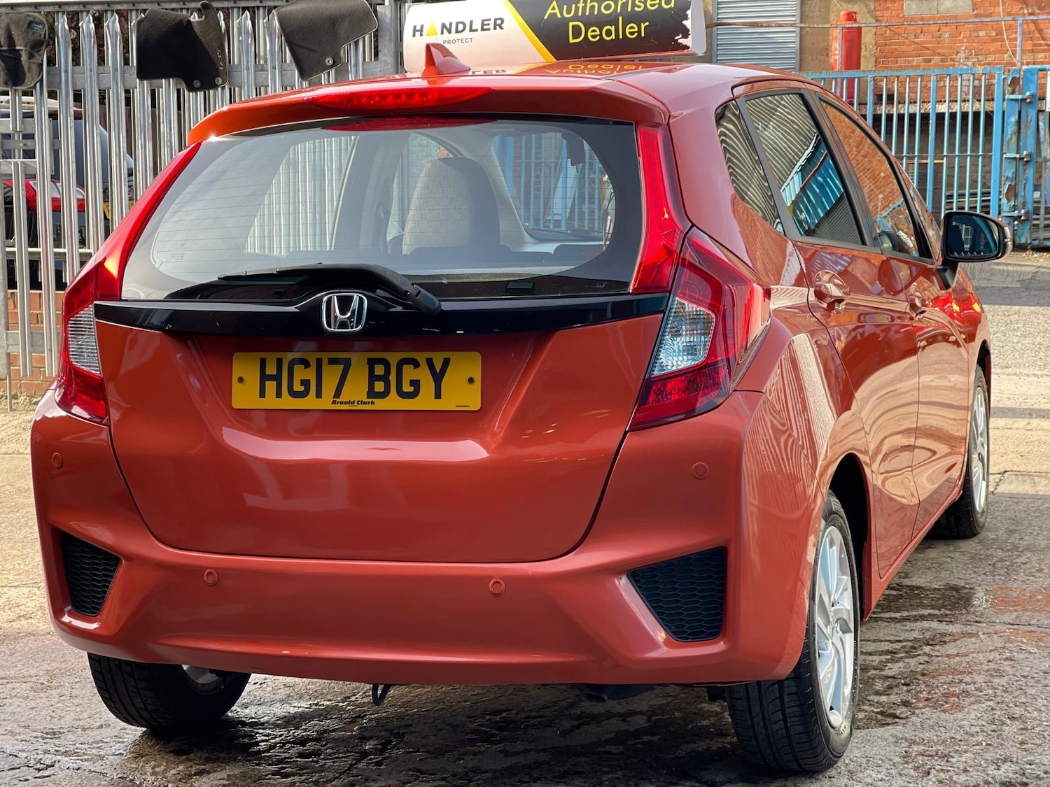 Used Honda Jazz 2017 for sale - 76207380: Photo 4