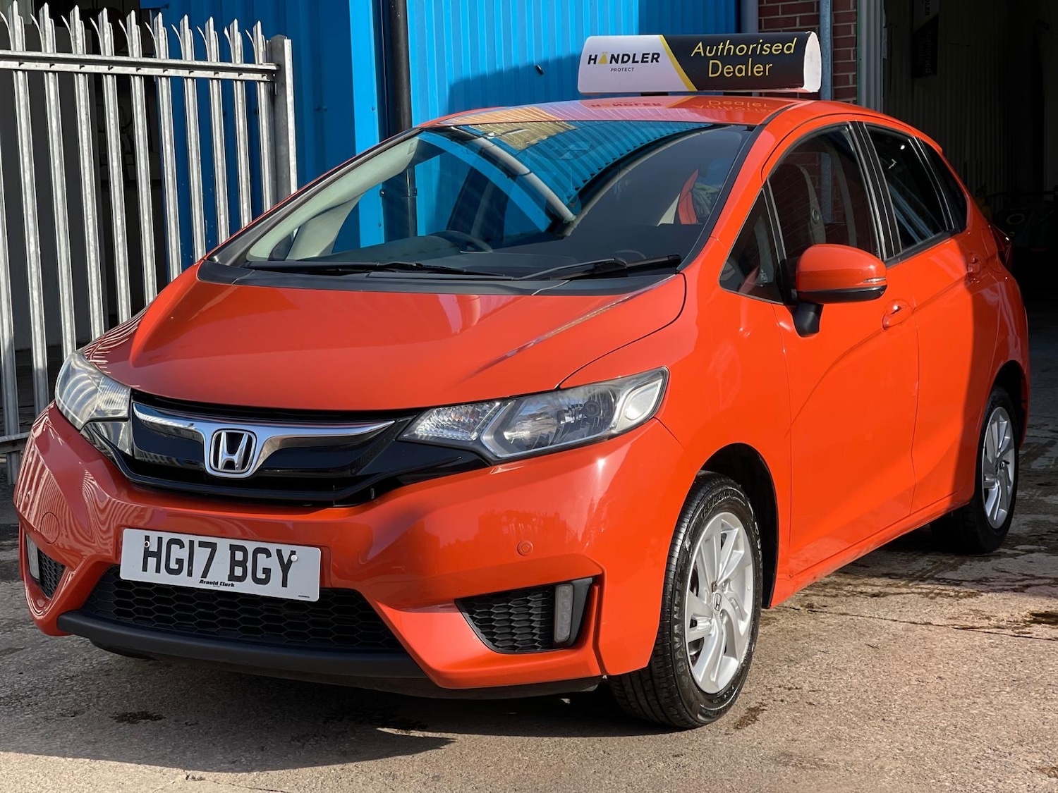 Used Honda Jazz 2017 for sale - 76207380: Photo 8