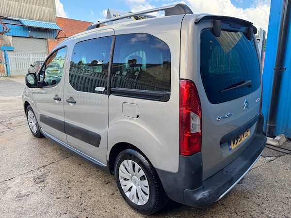 Used Citroen Berlingo Multispace 2011 for sale - 76055967: Photo 24