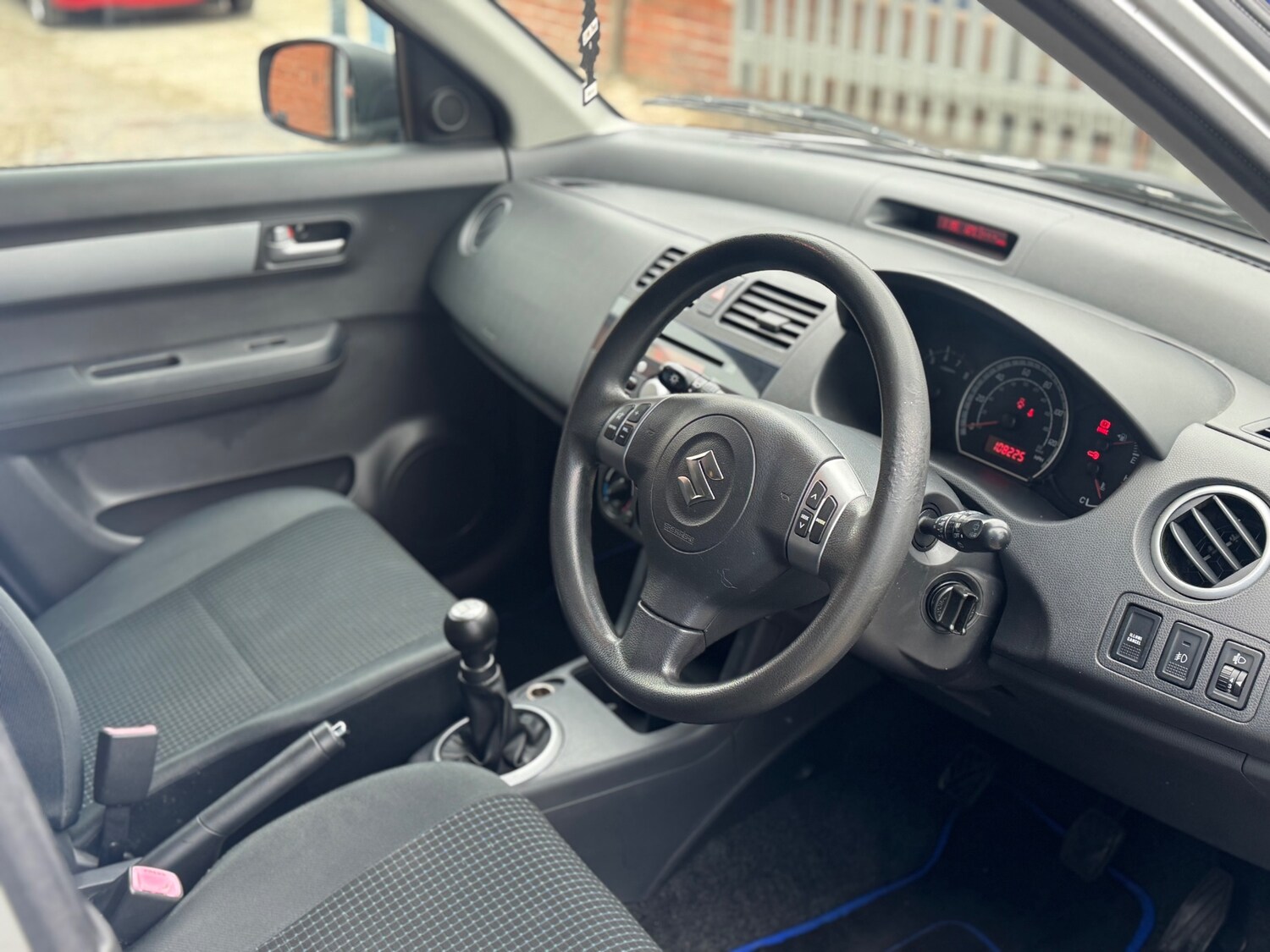 Used Suzuki Swift 2006 for sale - 78210068: Photo 25