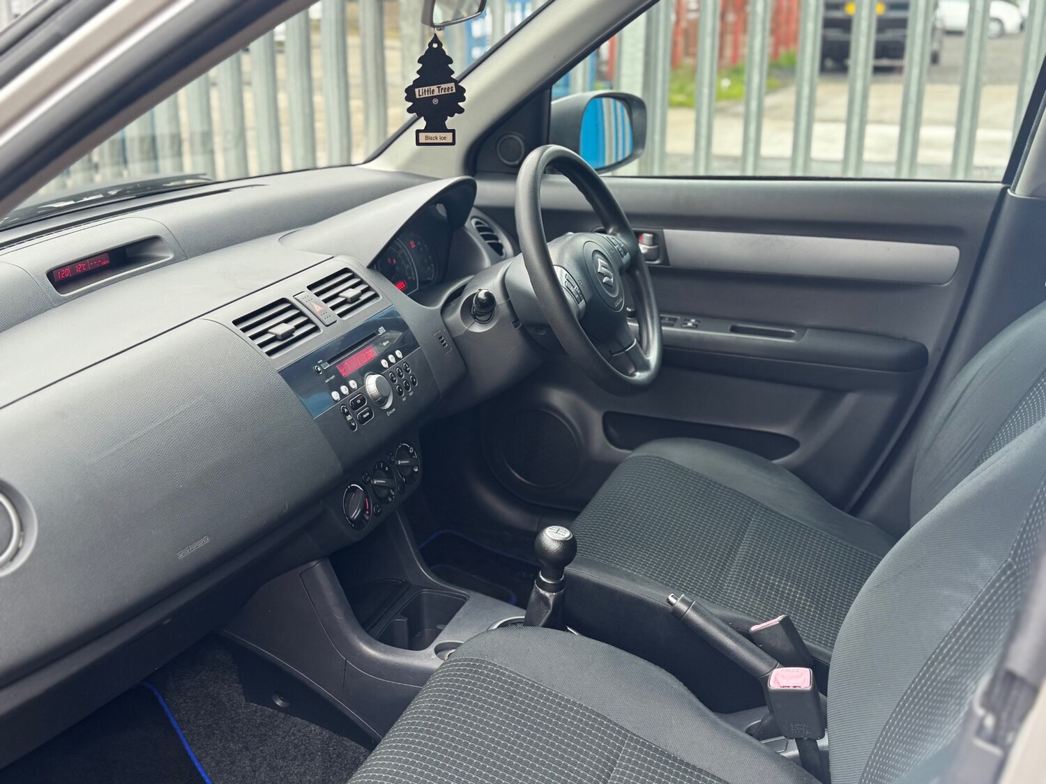 Used Suzuki Swift 2006 for sale - 78210068: Photo 36