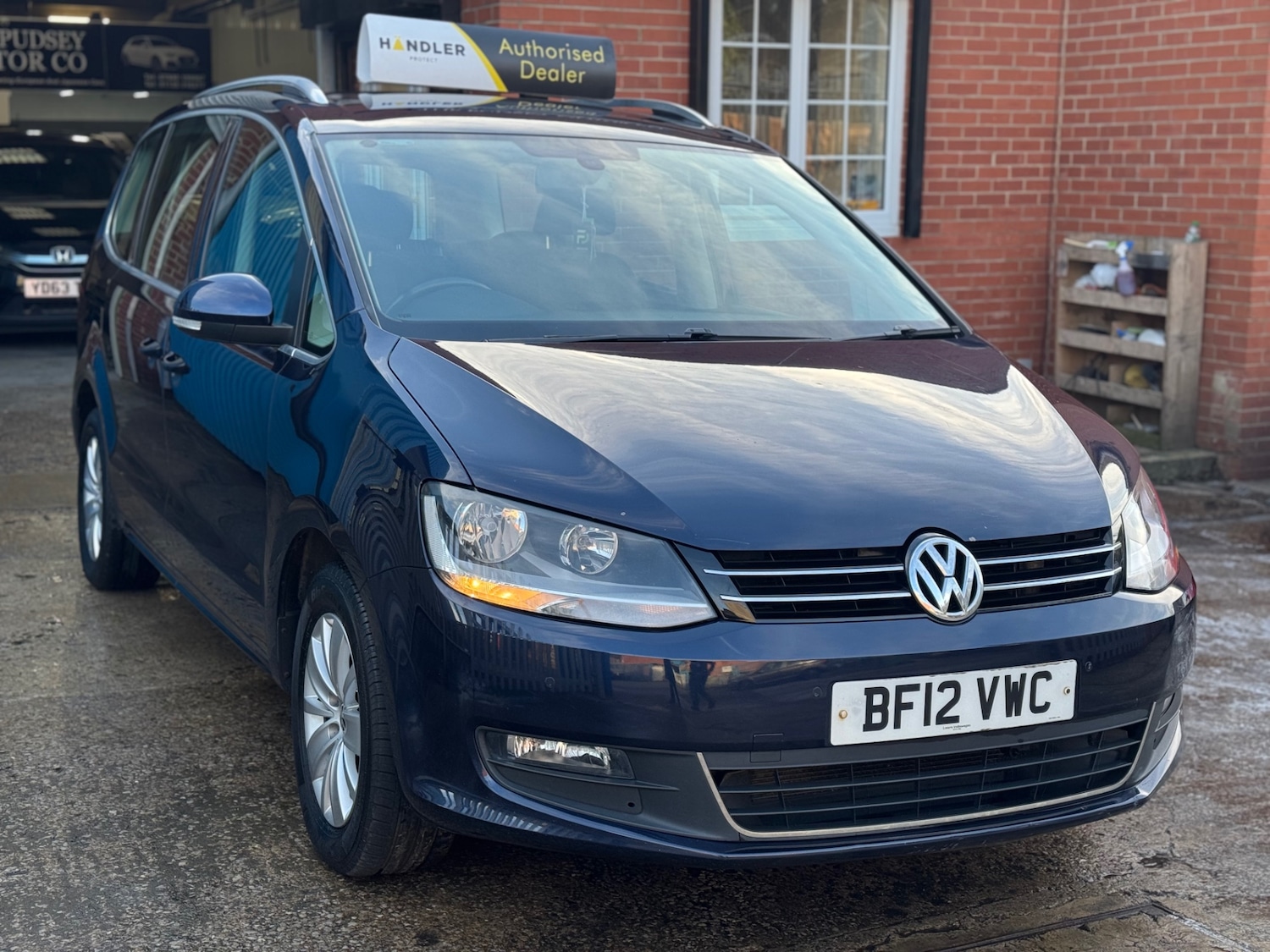 Used Volkswagen Sharan 2012 for sale - 76651084: Photo 2