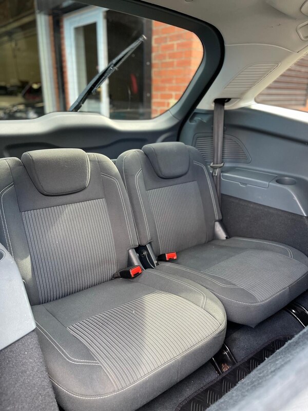 Used Ford Grand C-Max 2012 for sale - 74902789: Photo 11
