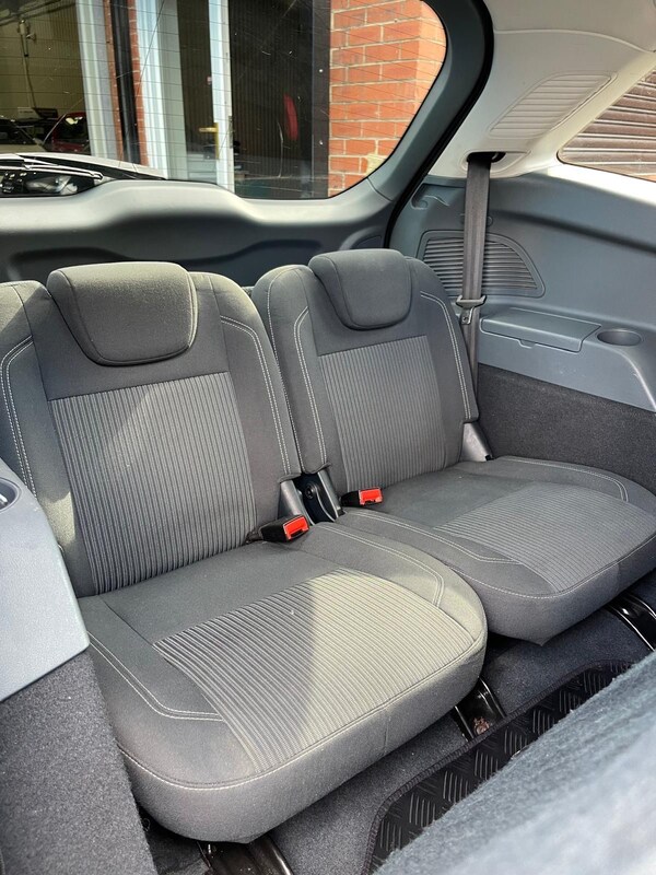 Used Ford Grand C-Max 2012 for sale - 74902789: Photo 12