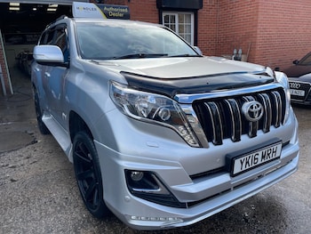 Used Toyota Land Cruiser 2016 for sale - 76000005: Photo