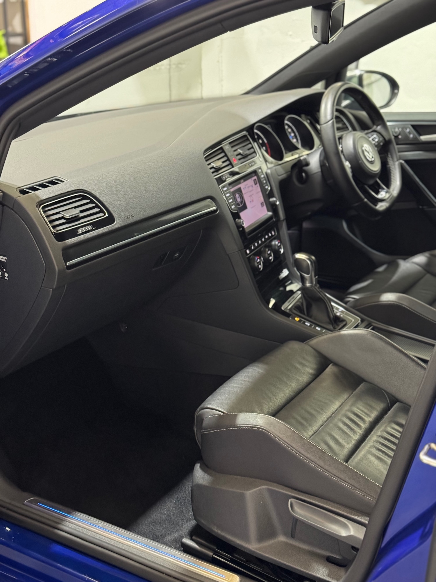 Used Volkswagen Golf 2014 for sale - 76735652: Photo 41