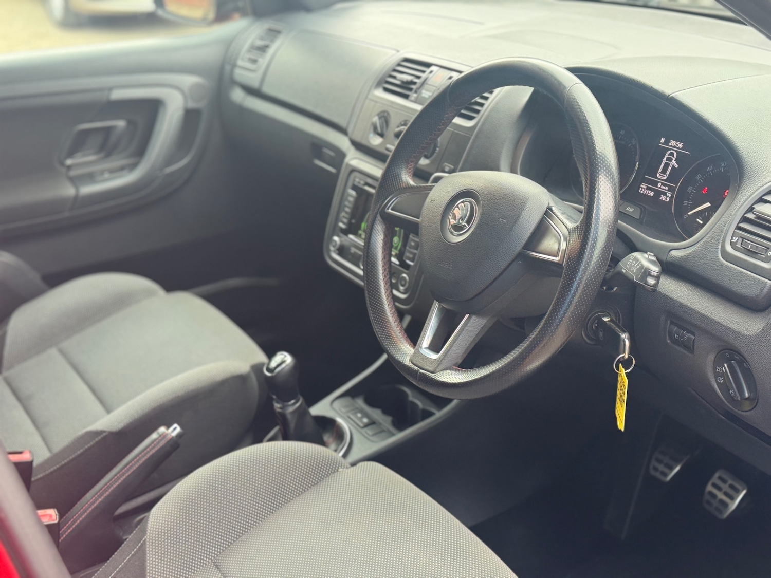 Used Skoda Fabia 2013 for sale - 76056183: Photo 25