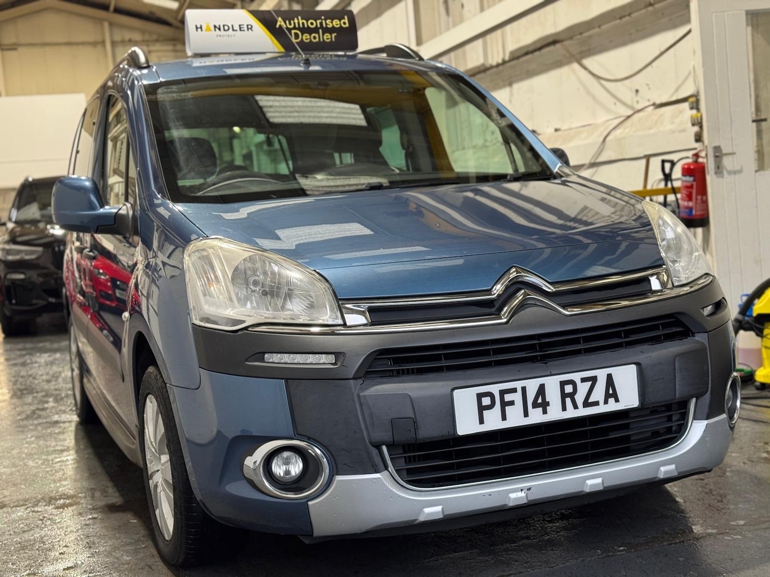 Used Citroen Berlingo Multispace 2014 for sale - 76760644: Photo 2