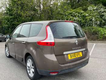 2010 (10) - 2.0 dCi Privilege TomTom 5dr Auto