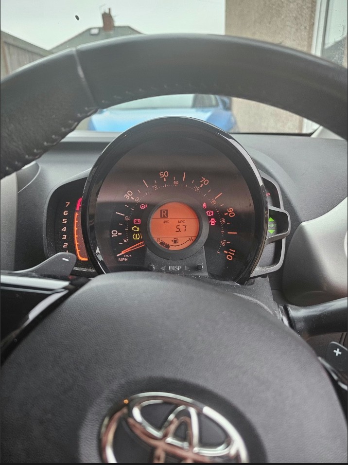 Used Toyota AYGO 2015 for sale - 77851380: Photo 10