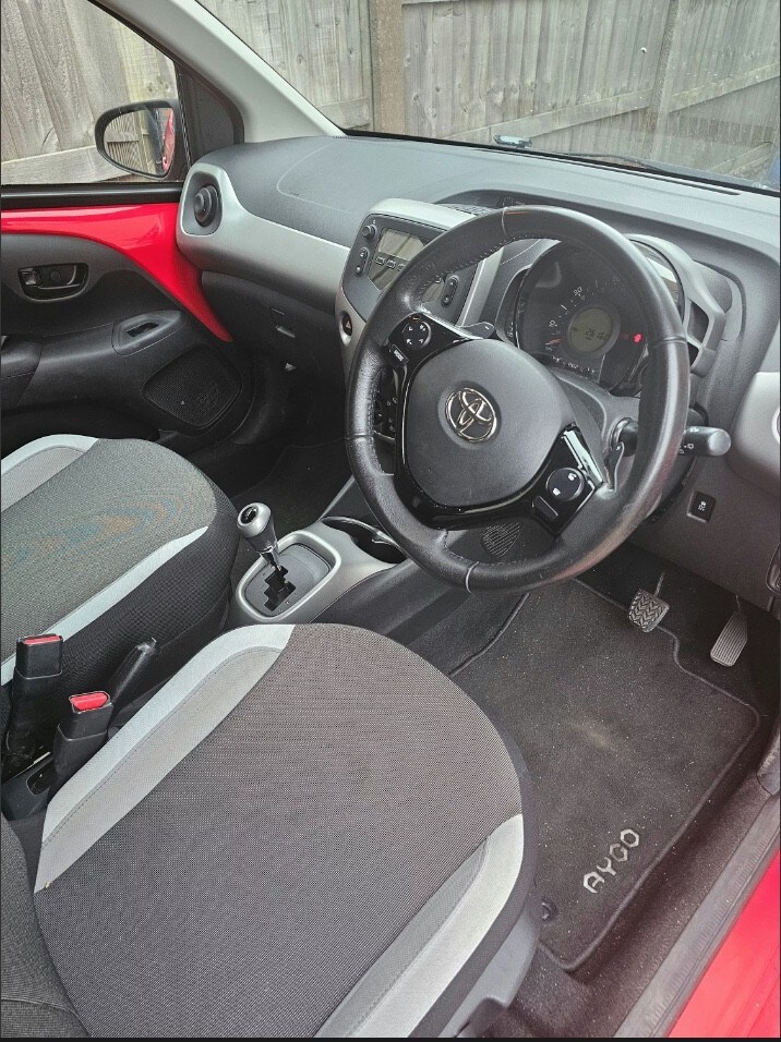 Used Toyota AYGO 2015 for sale - 77851380: Photo 8