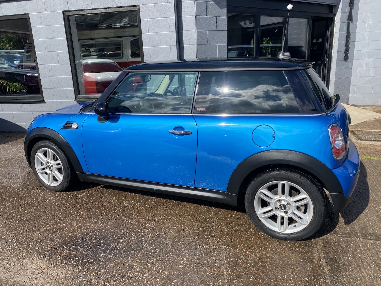 Used MINI Hatch 2011 for sale - 77762658: Photo 12