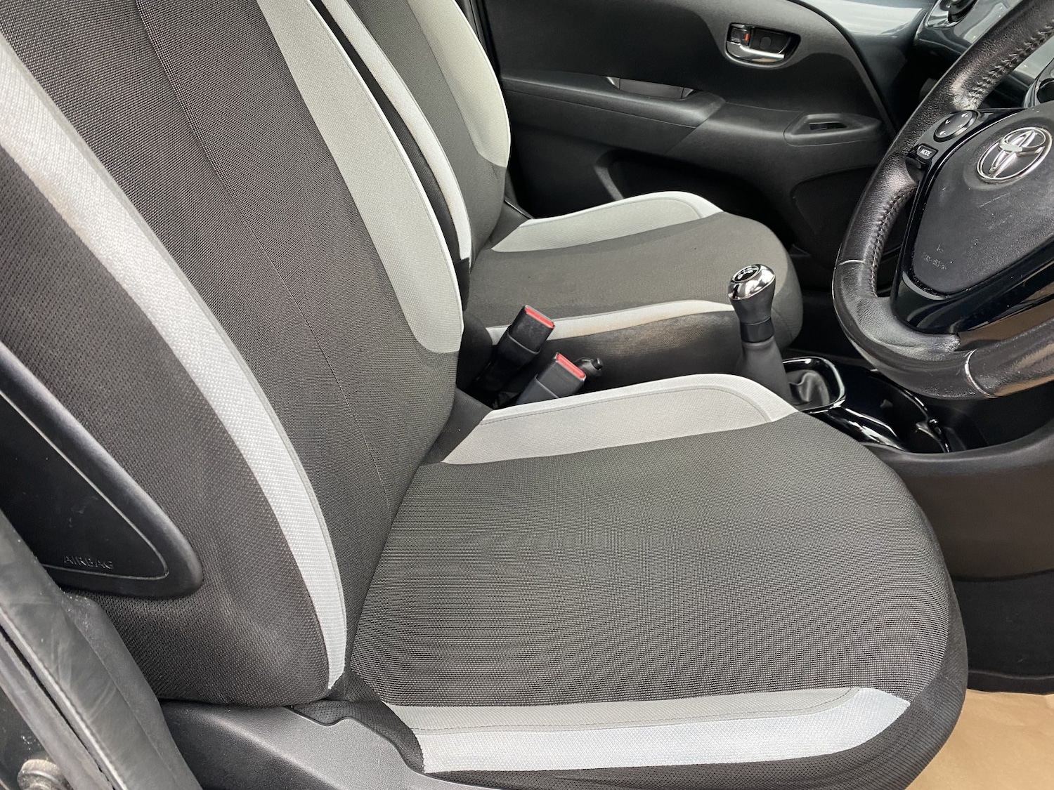 Used Toyota AYGO 2018 for sale - 77762644: Photo 21