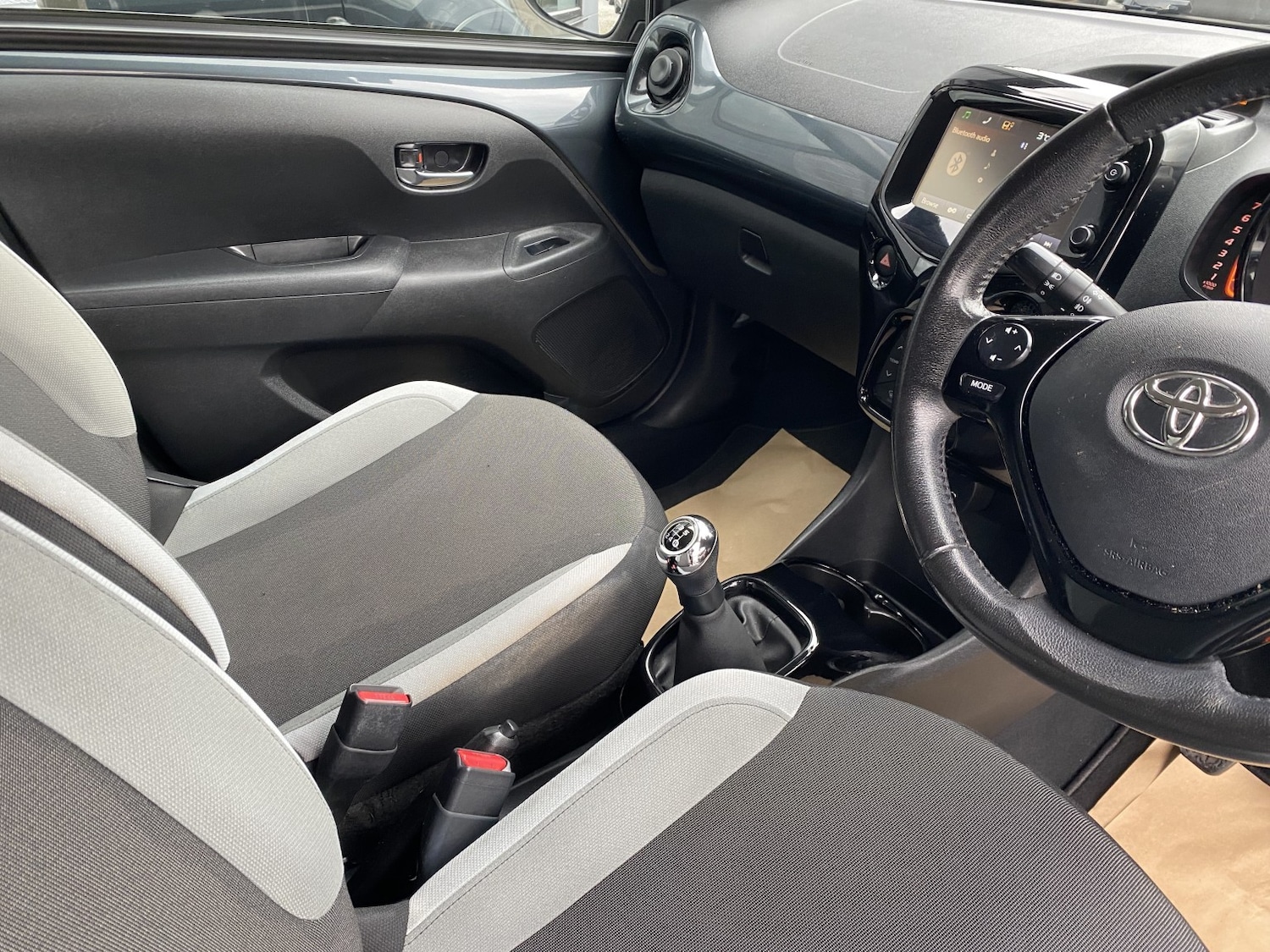 Used Toyota AYGO 2018 for sale - 77762644: Photo 25