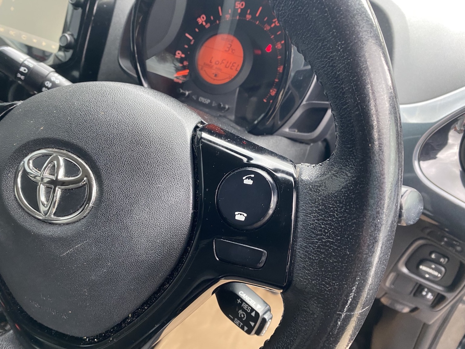 Used Toyota AYGO 2018 for sale - 77762644: Photo 27