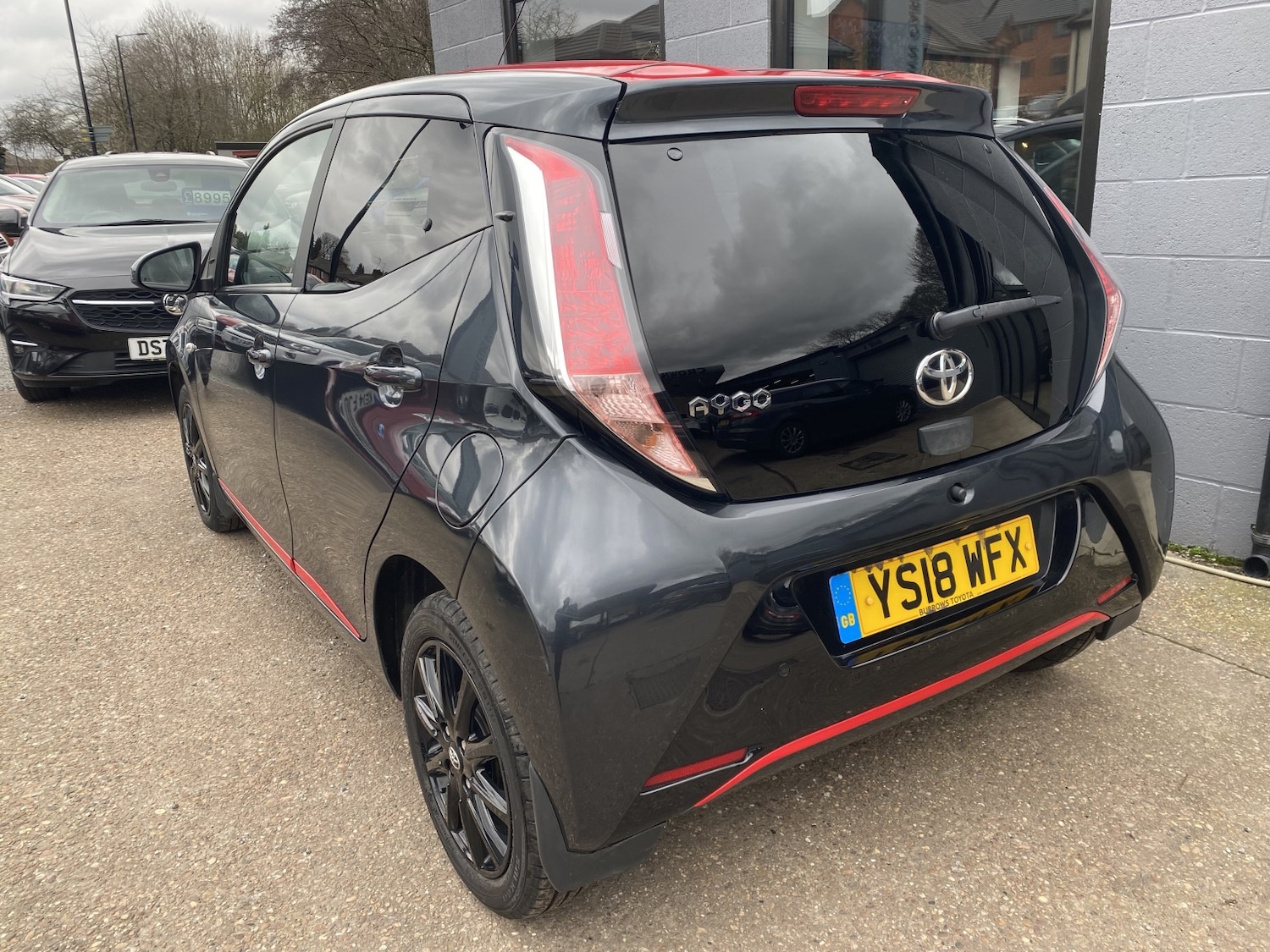 Used Toyota AYGO 2018 for sale - 77762644: Photo 9