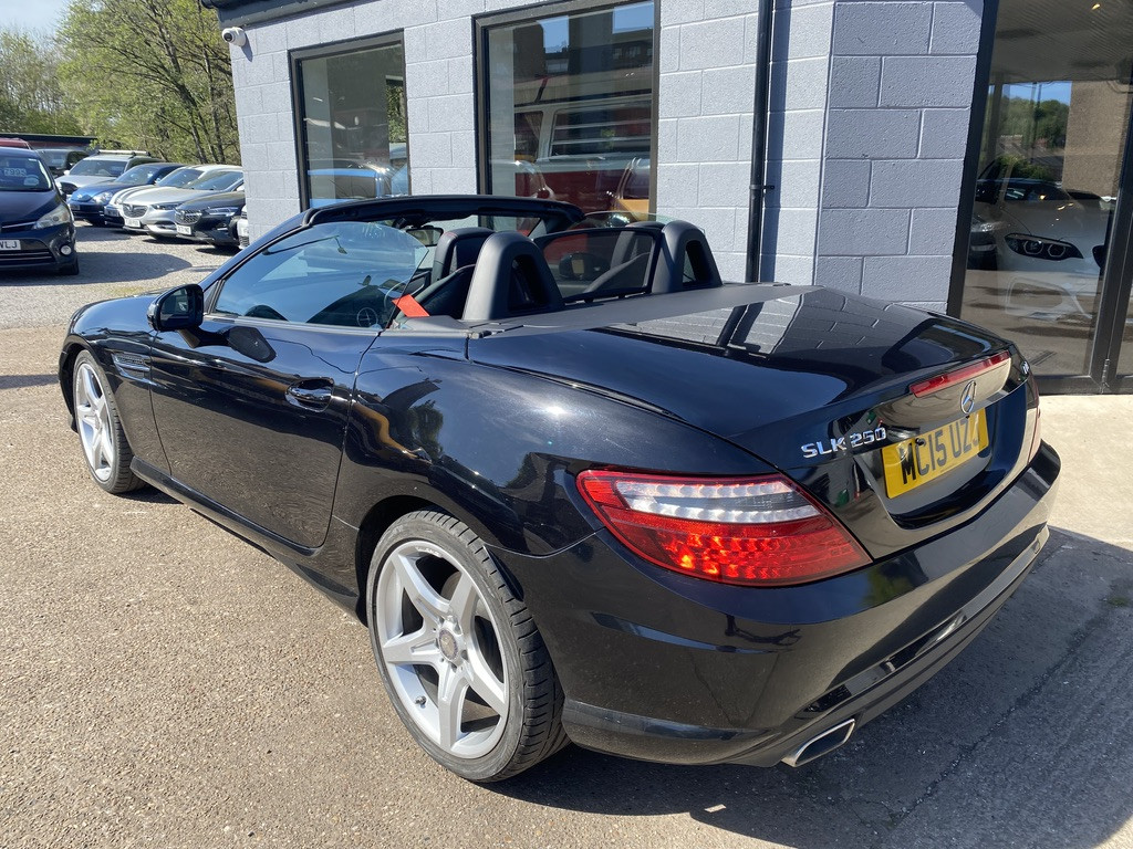 Used Mercedes-Benz SLK 2015 for sale - 77762657: Photo 18