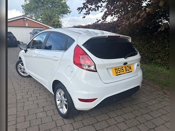 Used Ford Fiesta 2015 for sale - 78680690: Photo