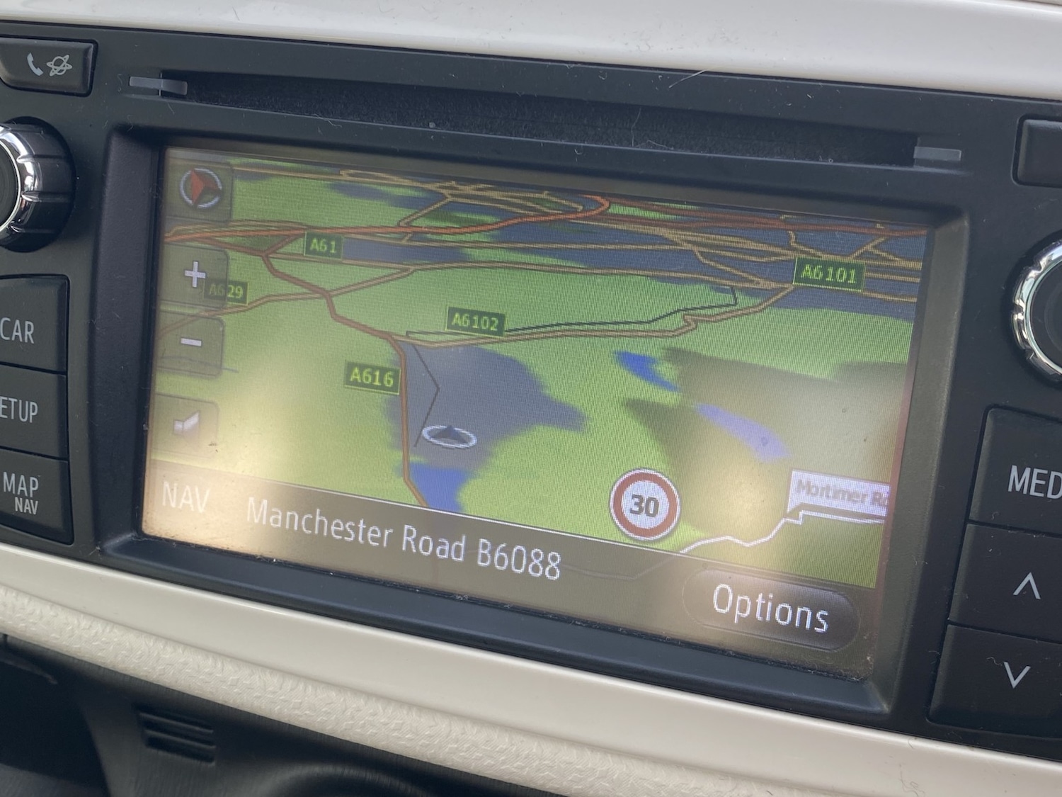 Used Toyota Yaris 2013 for sale - 77762656: Photo 25