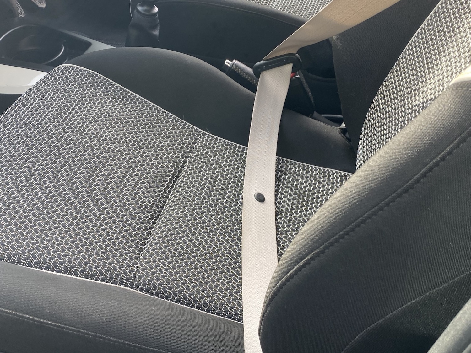 Used Toyota Yaris 2013 for sale - 77762656: Photo 32