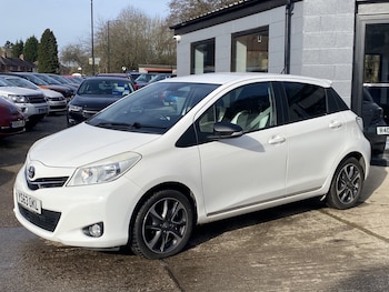Used Toyota Yaris 2013 for sale - 77762656: Photo