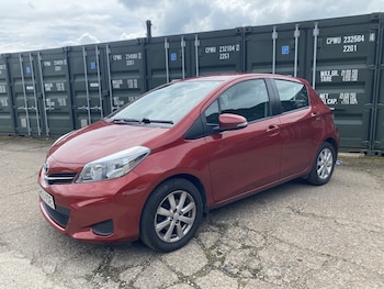 Used Toyota Yaris 2013 for sale - 78727137: Photo