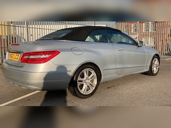 Used Mercedes-Benz E Class 2012 for sale - 78427643: Photo