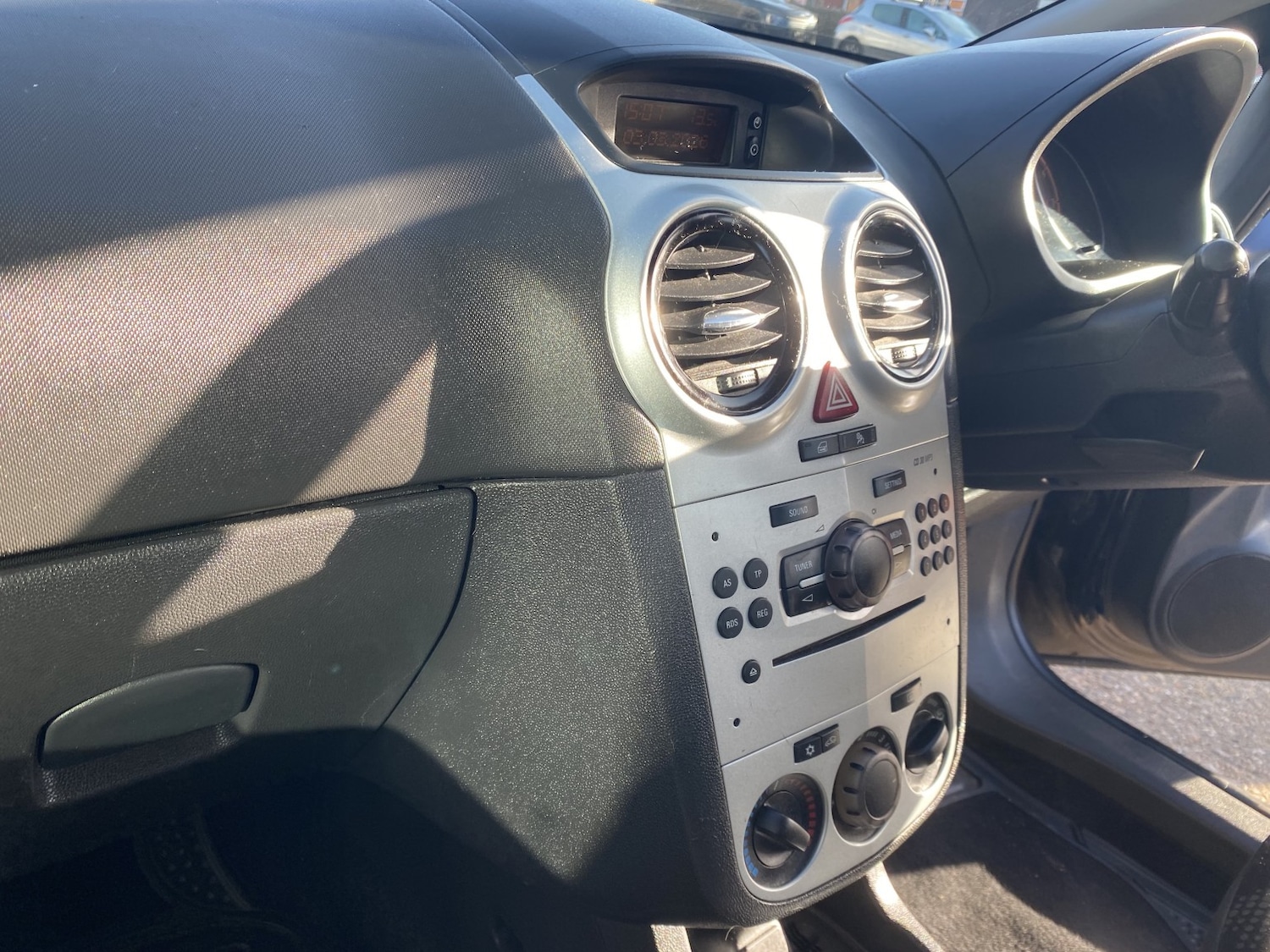 Used Vauxhall Corsa 2014 for sale - 77762662: Photo 21