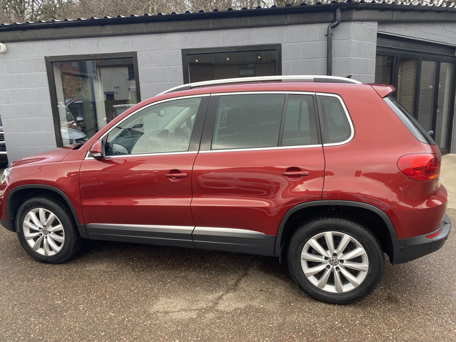 Used Volkswagen Tiguan 2015 for sale - 77762664: Photo 16