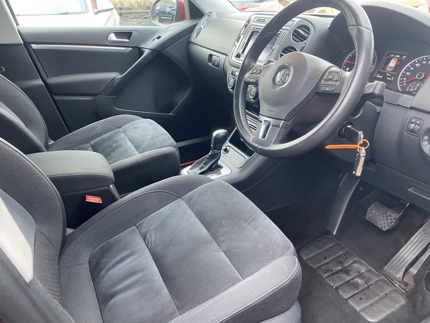 Used Volkswagen Tiguan 2015 for sale - 77762664: Photo 17