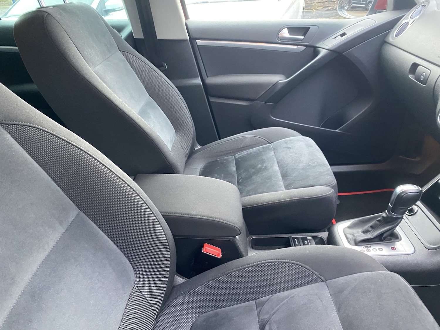 Used Volkswagen Tiguan 2015 for sale - 77762664: Photo 20