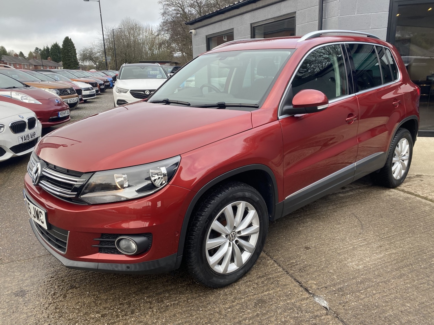 Used Volkswagen Tiguan 2015 for sale - 77762664: Photo 3