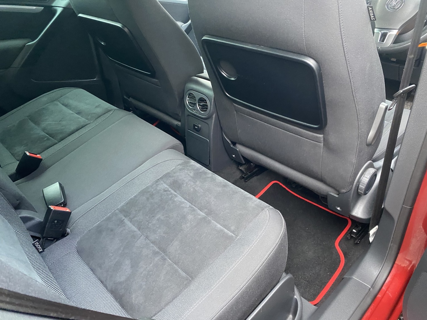 Used Volkswagen Tiguan 2015 for sale - 77762664: Photo 37