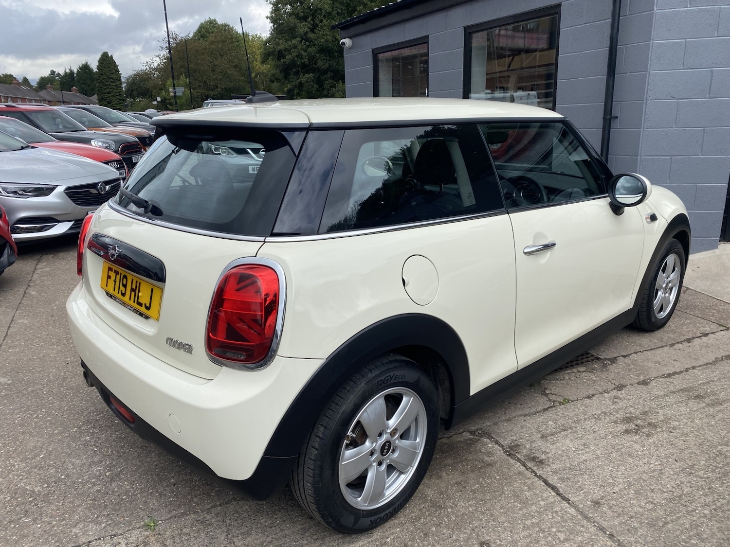Used MINI Hatch 2019 for sale - 77762661: Photo 11