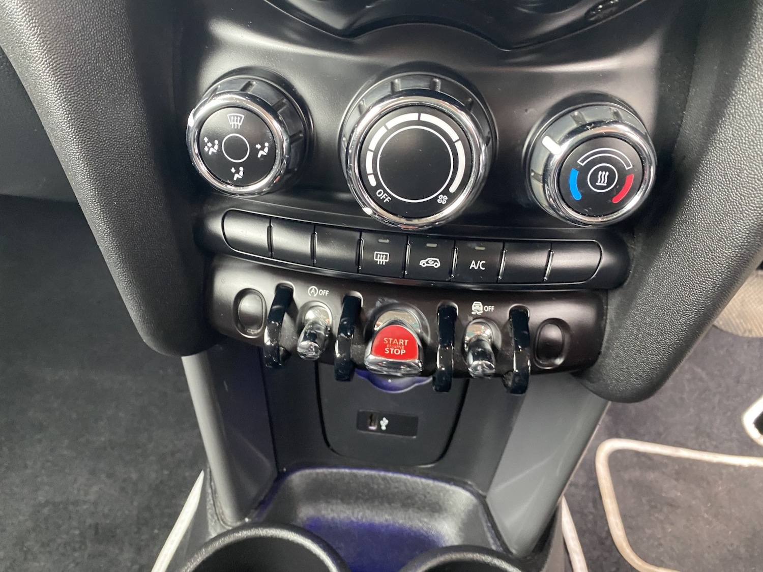 Used MINI Hatch 2019 for sale - 77762661: Photo 24