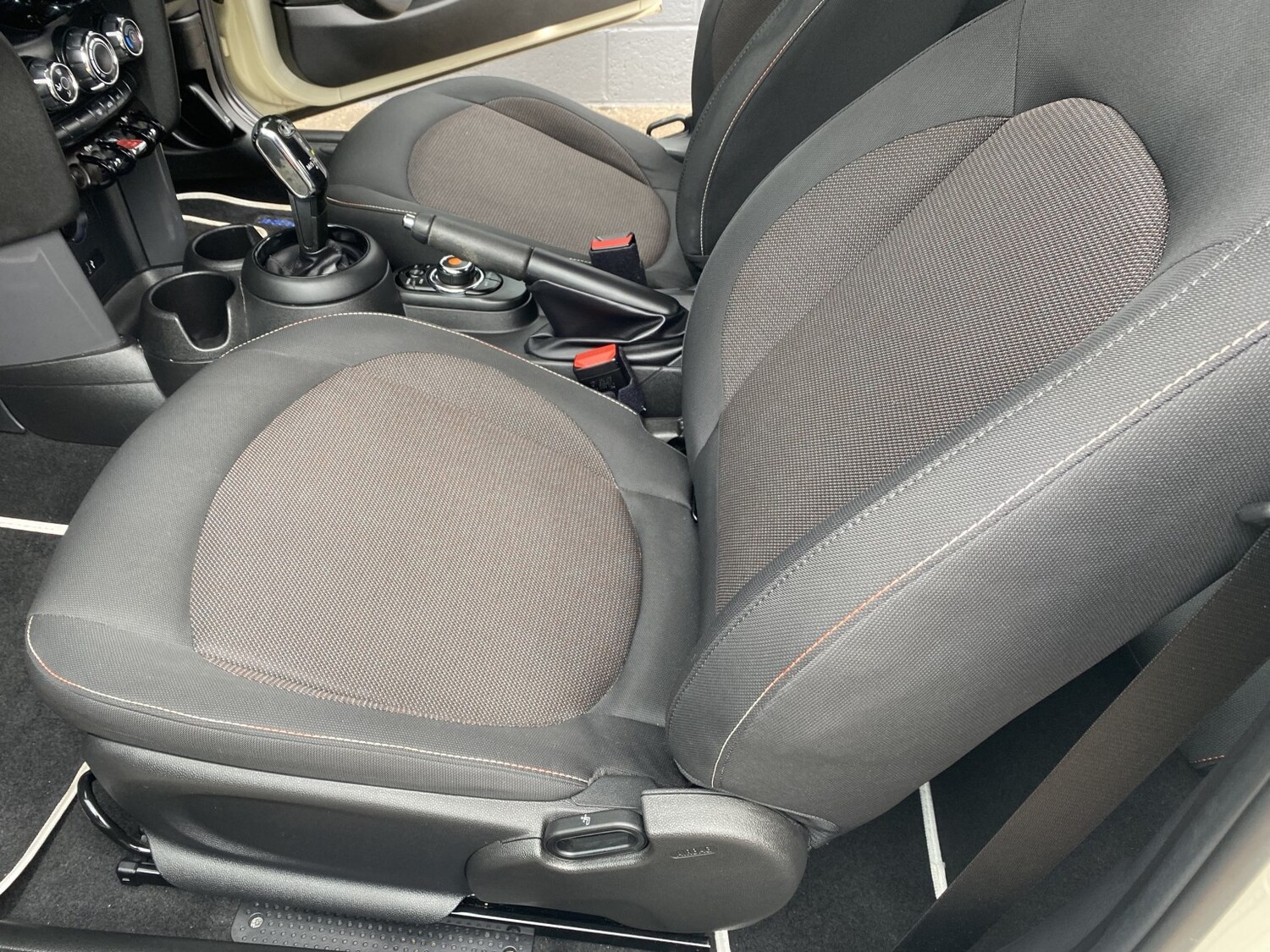 Used MINI Hatch 2019 for sale - 77762661: Photo 38