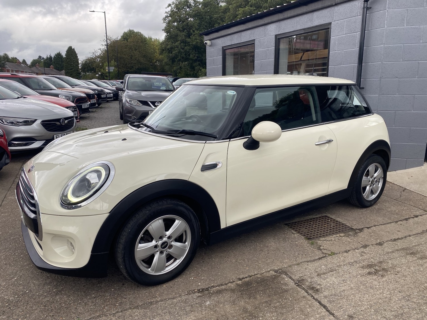 Used MINI Hatch 2019 for sale - 77762661: Photo 4