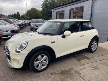 Used MINI Hatch 2019 for sale - 77762661: Photo