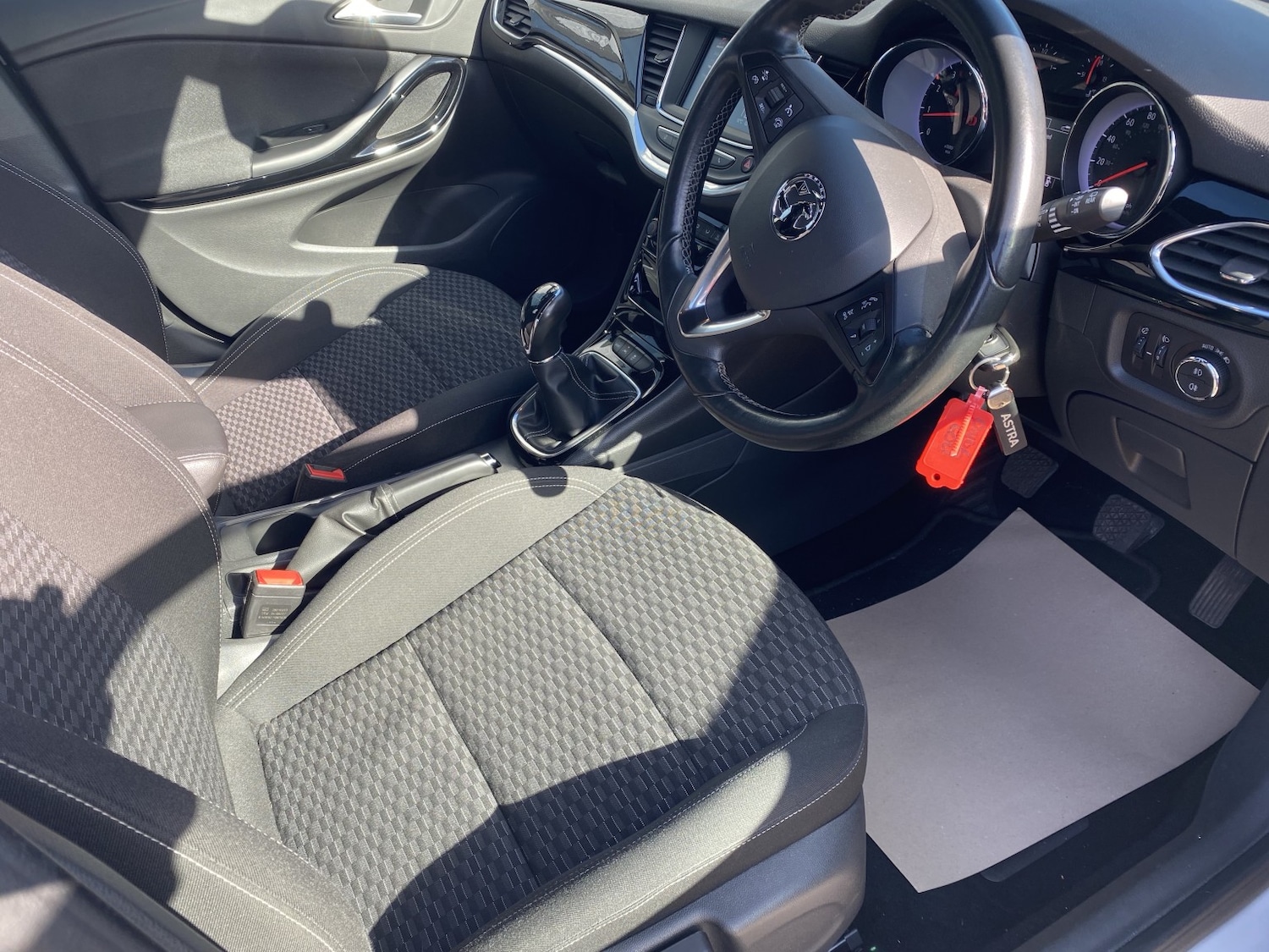 Used Vauxhall Astra 2016 for sale - 77762652: Photo 19