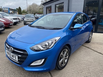 Used Hyundai i30 2015 for sale - 78553489: Photo