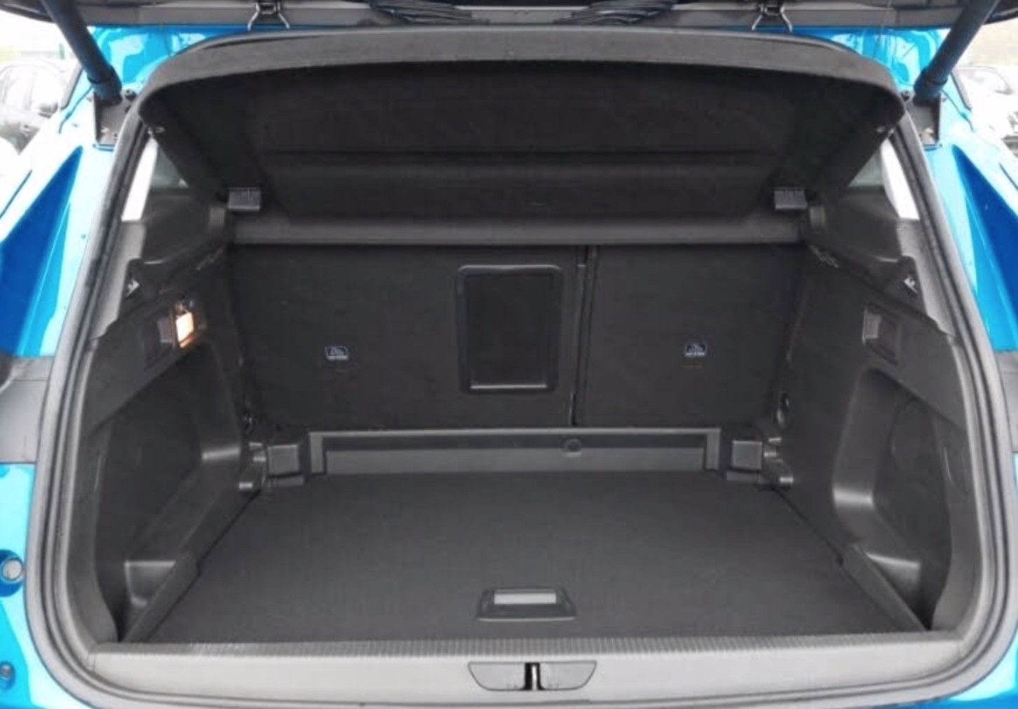 Used Vauxhall Grandland X 2018 for sale - 77762647: Photo 4