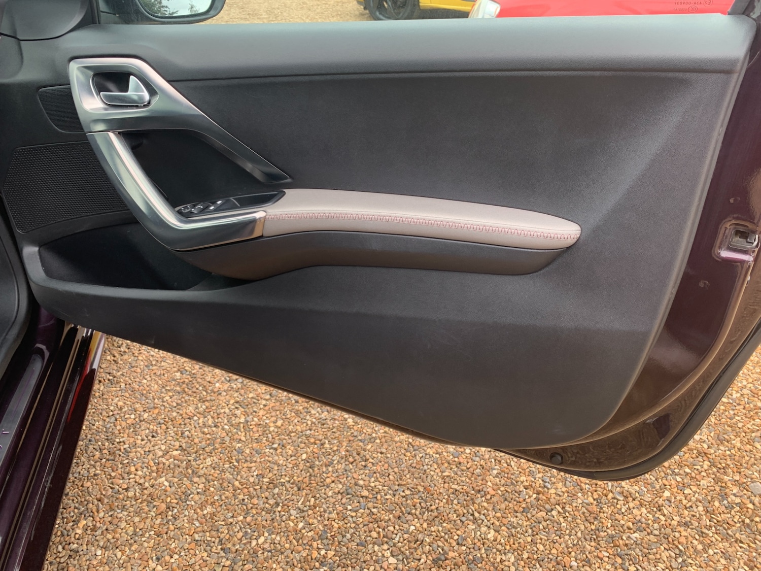 Used Peugeot 208 2013 for sale - 77998489: Photo 22