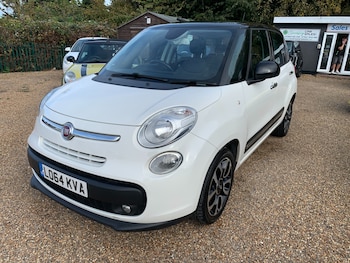 Used Fiat 500L 2015 for sale - 76254448: Photo