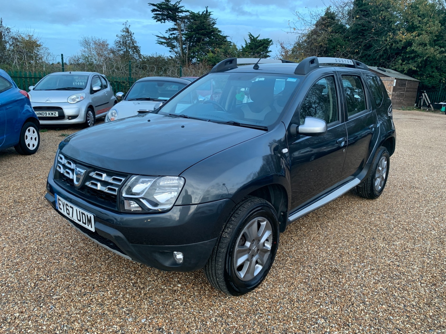 Used Dacia Duster 2017 for sale - 76877414: Photo 2