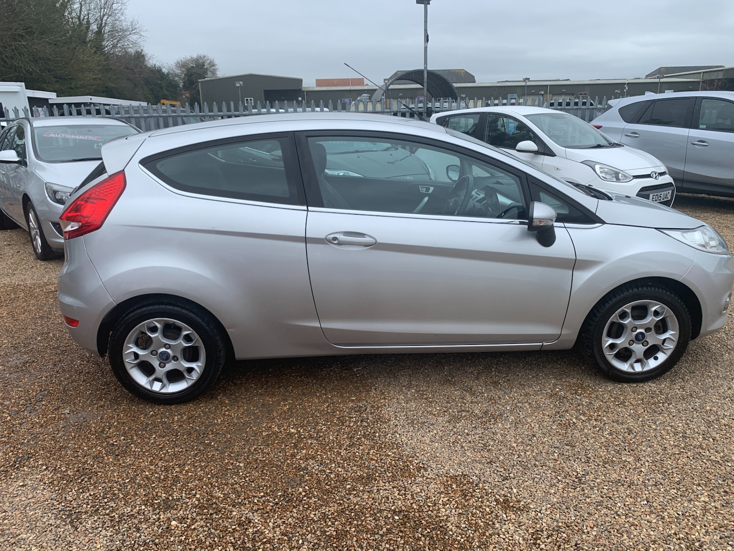 Used Ford Fiesta 2012 for sale - 78078818: Photo 2