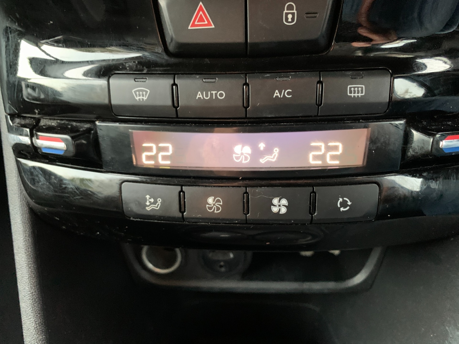 Used Peugeot 2008 2017 for sale - 77446267: Photo 14