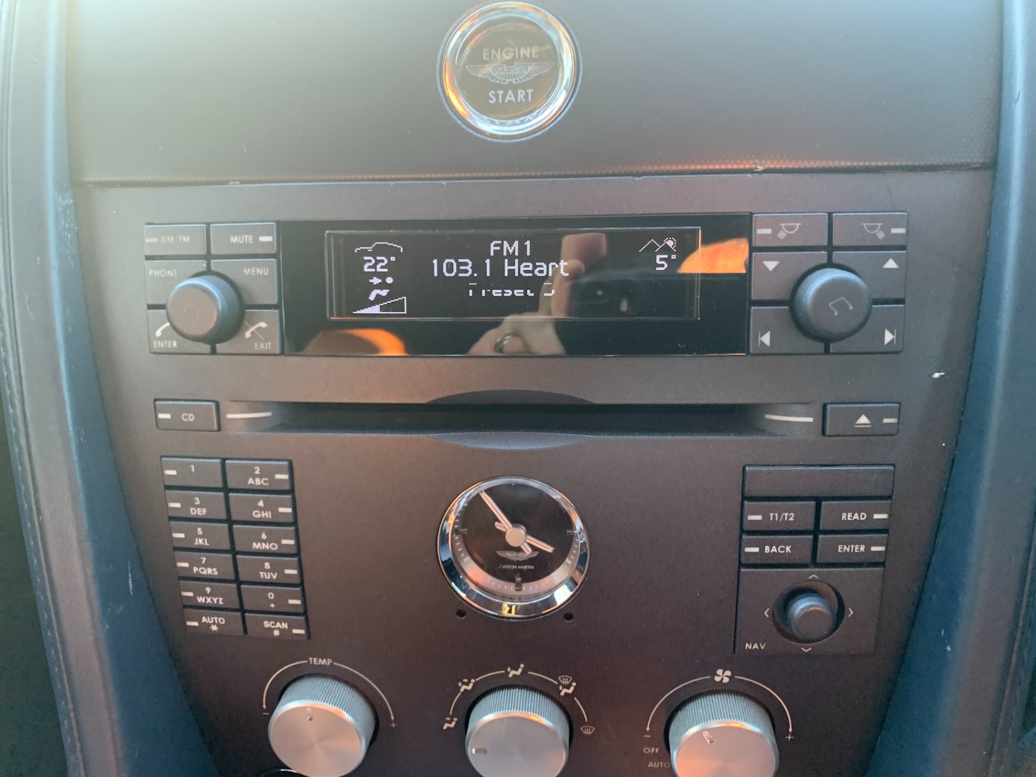 Used Aston Martin Vantage 2006 for sale - 77086255: Photo 17