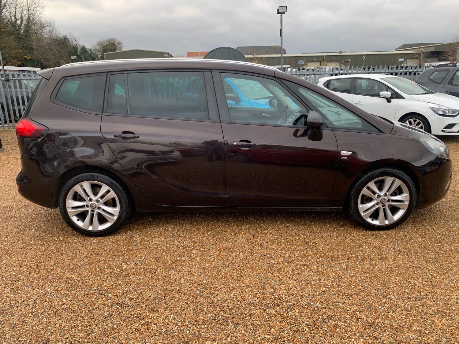 Used Vauxhall Zafira 2013 for sale - 76918906: Photo 2
