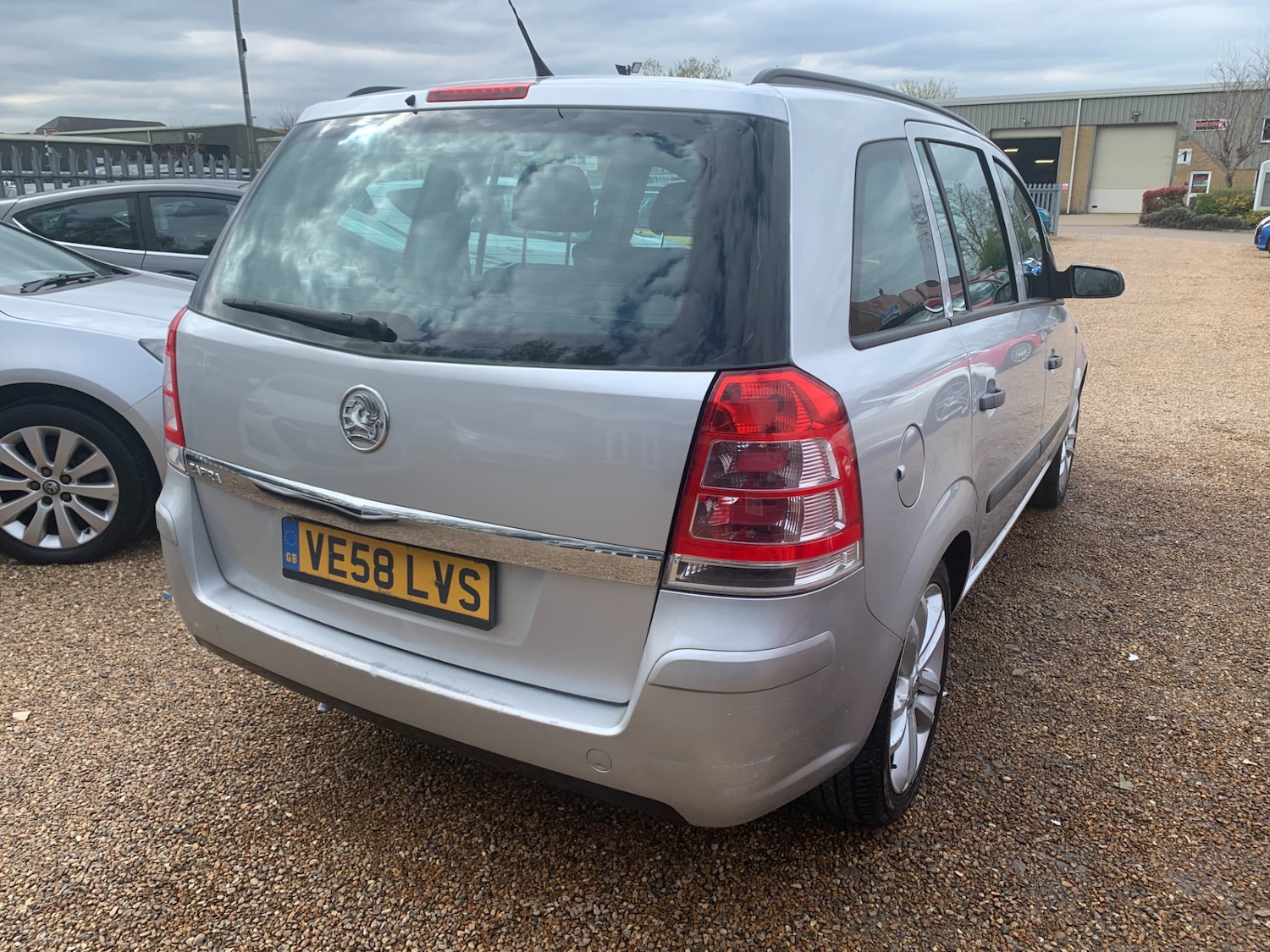 Used Vauxhall Zafira 2009 for sale - 78092779: Photo 3