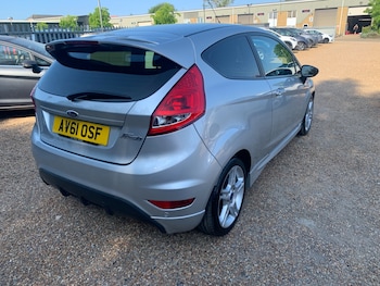 Used Ford Fiesta 2011 for sale - 79381610: Photo
